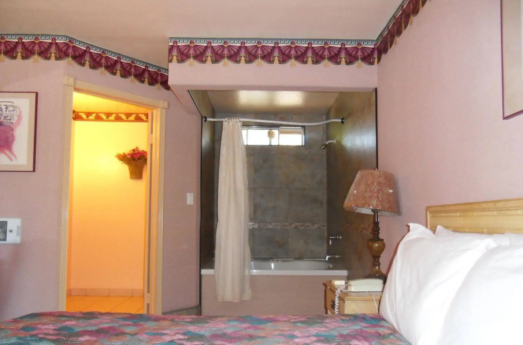 Stardust Inn