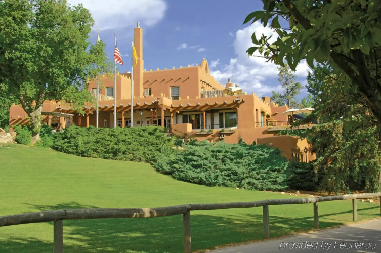 Bishop's Lodge, Auberge Collection