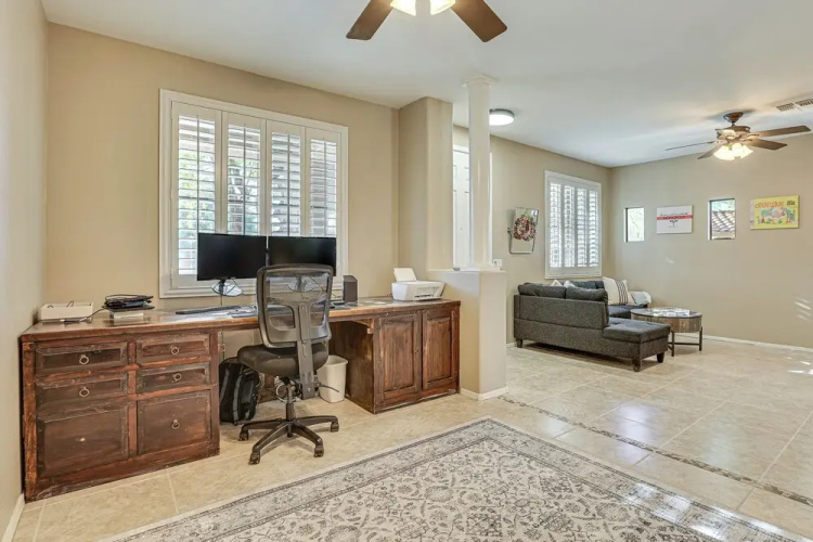 Family-friendly Goodyear Oasis: Fire Table, Pool!