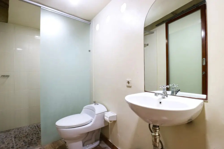 Damar Emas House 8