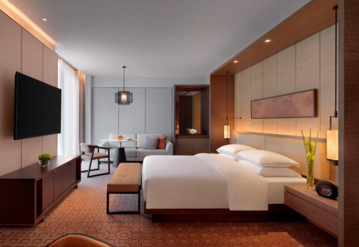 Deluxe Double with Club Access room