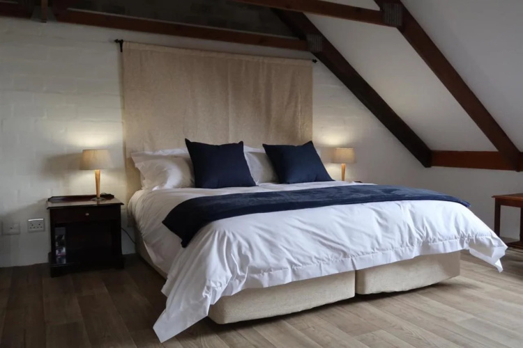Hemel en Aarde Village Accommodation