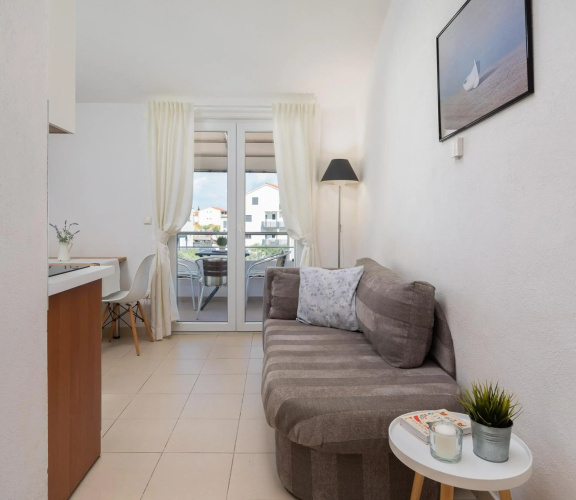 Apartment Tihi 2