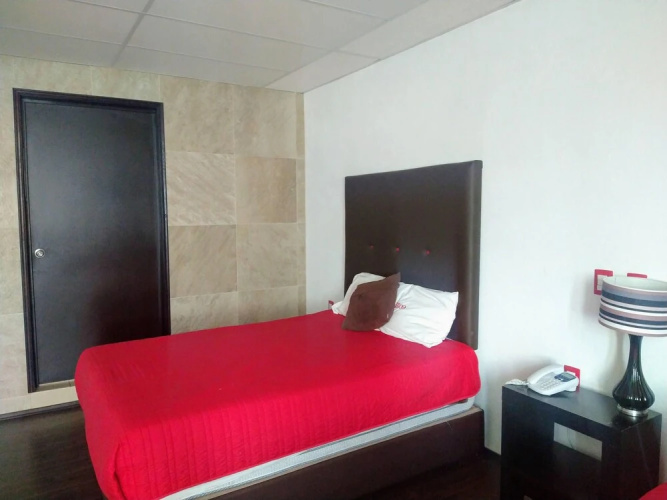 Hotel Reco Inn