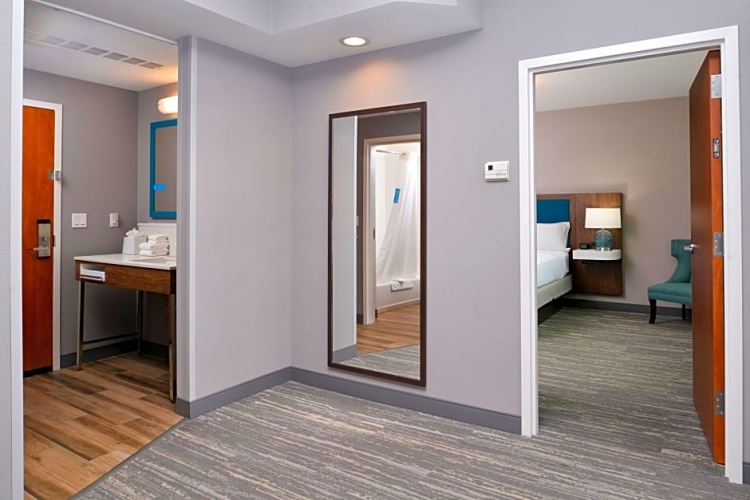 1 Bedroom Double Suite