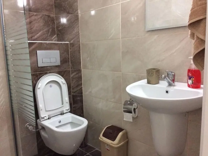 1 Bedroom Economy Twin Basement room