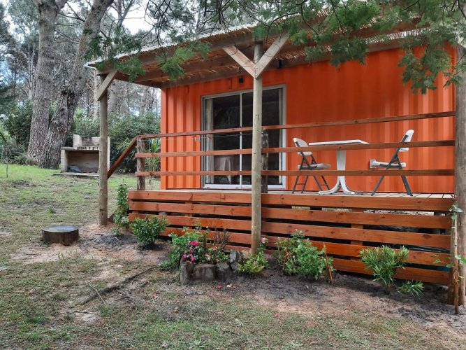 Helles, modernes Containerhaus