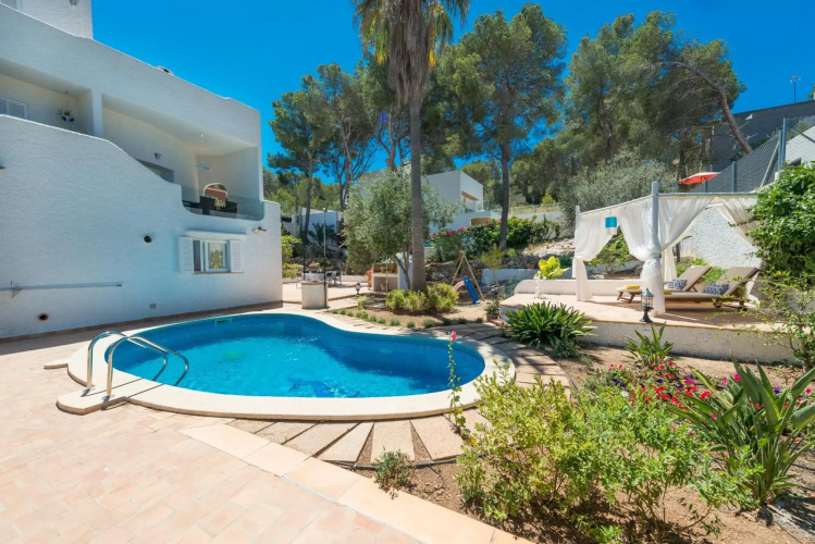 Villa LOS PINOS