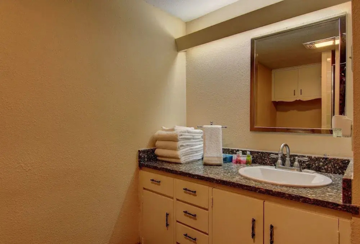 Channelview 208 2 Bedrooms 2 Bathrooms Condo