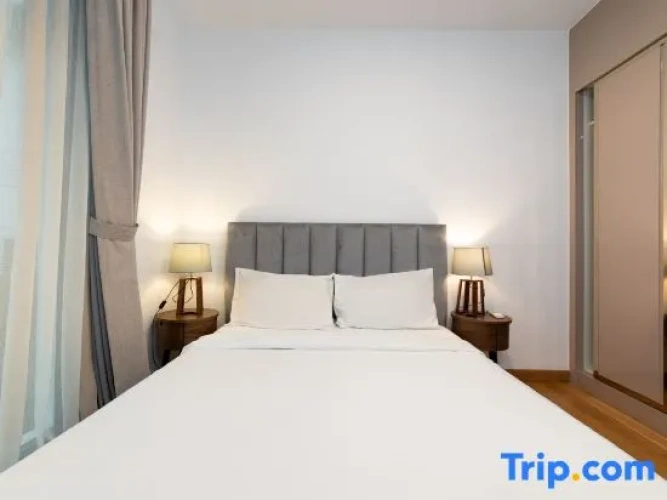 3 Bedrooms Apartment