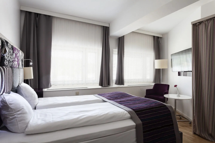Solna Park & Hotel
