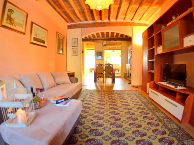 Lucca Retreat With Pool