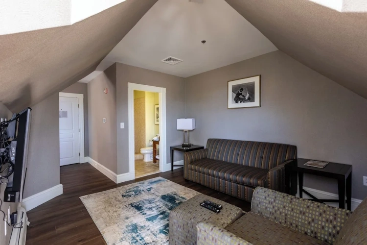 Presidential Double Suite