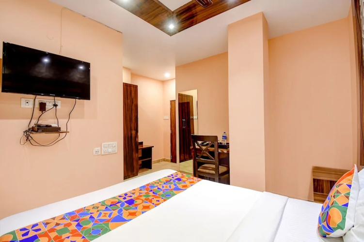 Imperio I by  FabHotel