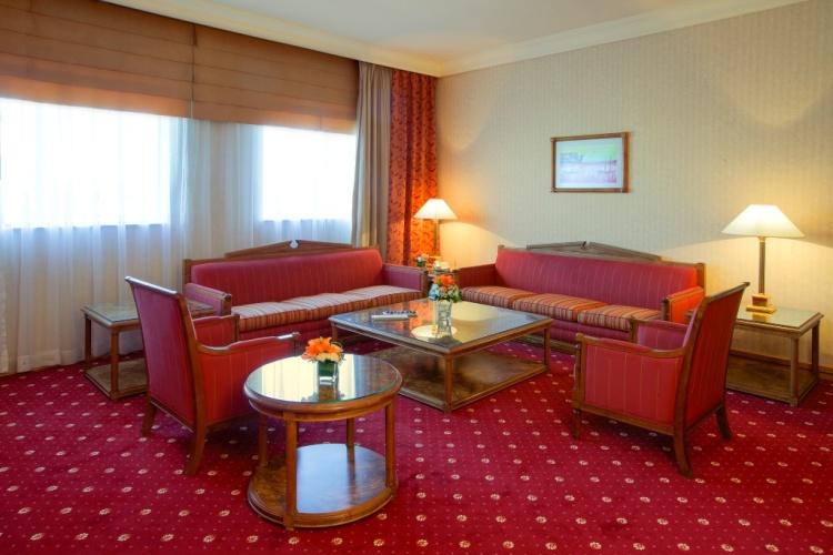 Hotel Capitol photo 10
