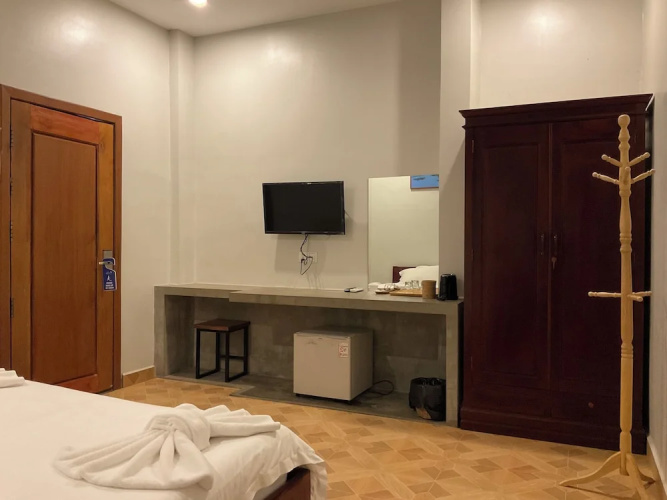 Nico's Hotel 2