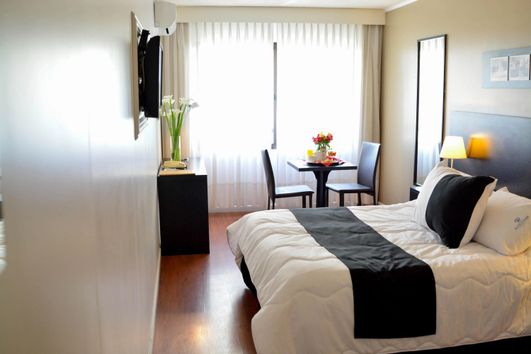 Pocitos Plaza Hotel
