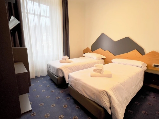 2 Bedrooms Standard Double Family room