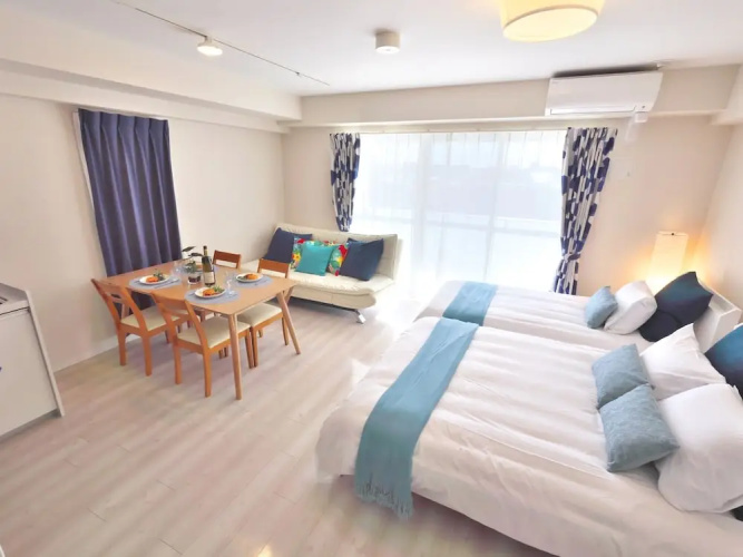 Kicon Hotels Fuchsia