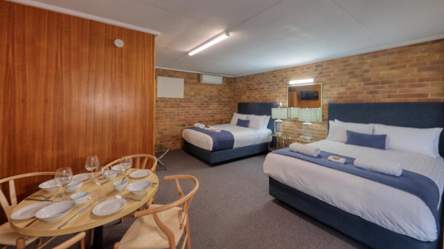 Deluxe Family room