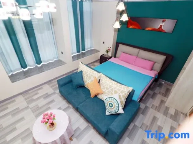 Deluxe Double room with city view