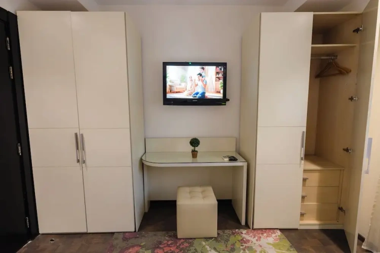 3 Bedrooms Deluxe Apartment