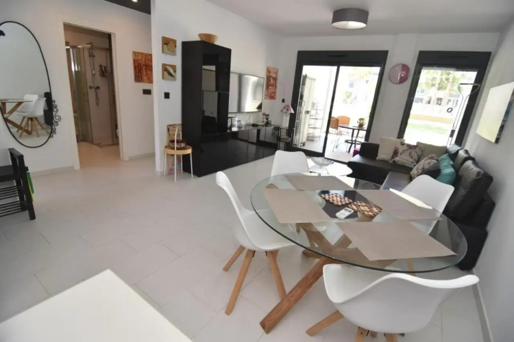 Penthouse Oasis Beach IV N  142