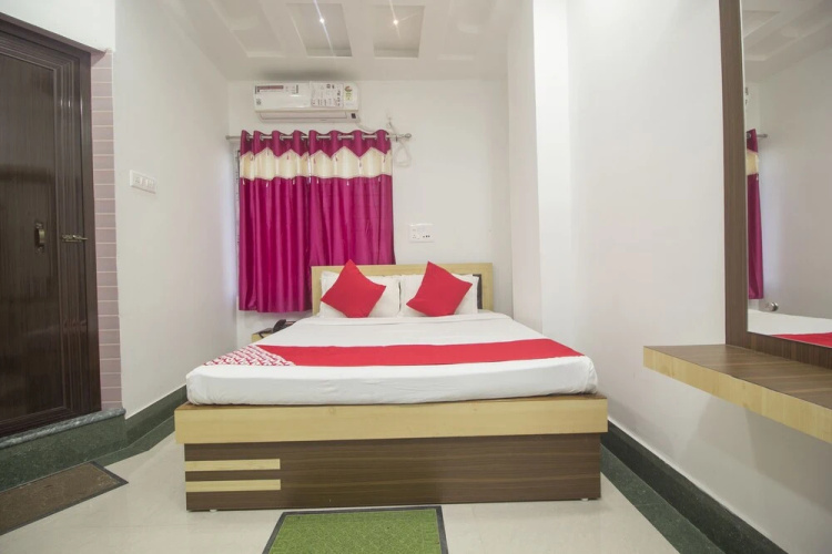 OYO 26838 Mahalaxmi