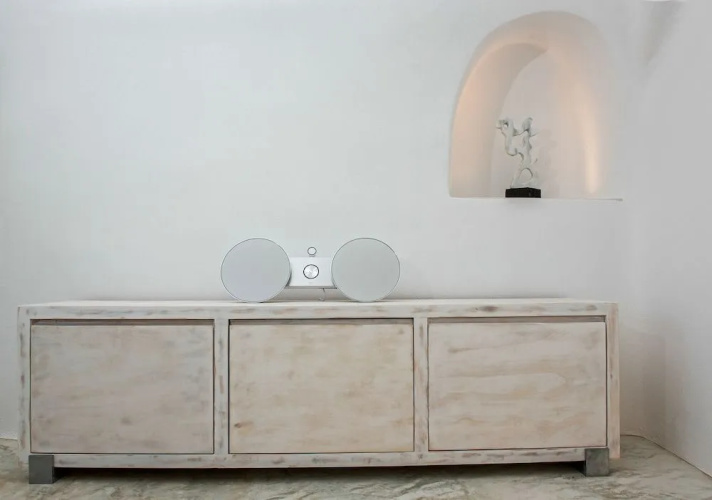 White Sky Caldera Villa by Blue Escape