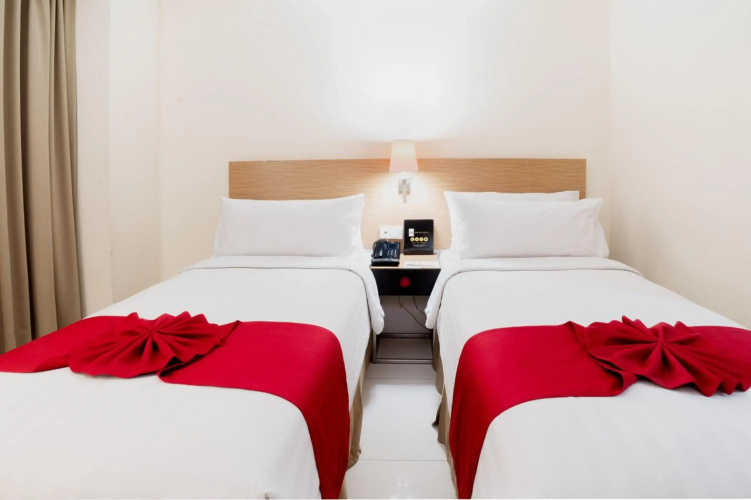 Atrium Premiere Hotel