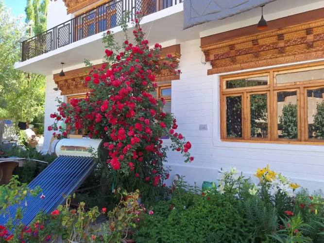 Shanti Guest House
