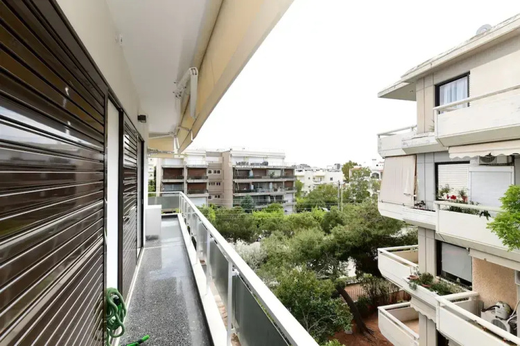 Zana s Cozy Apartment at Glifada