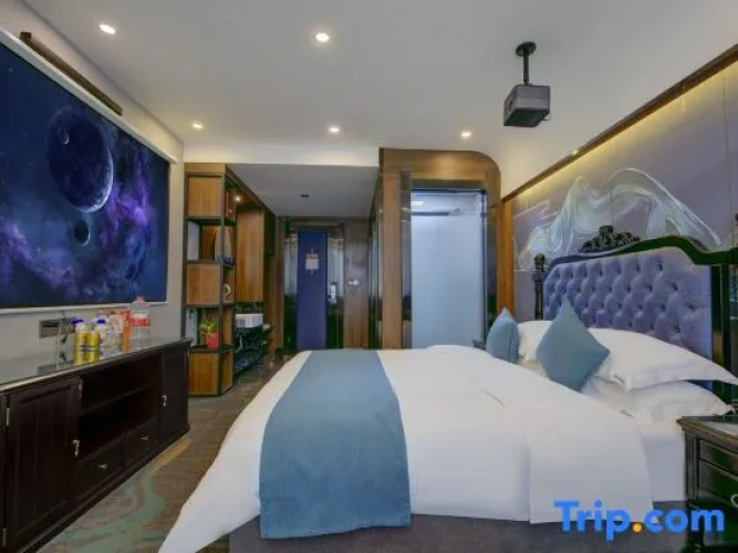 Deluxe Single room