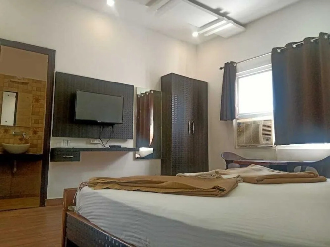 Hotel Rajshree