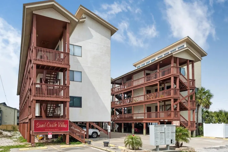 Sandcastle Villas #24 (0/1)