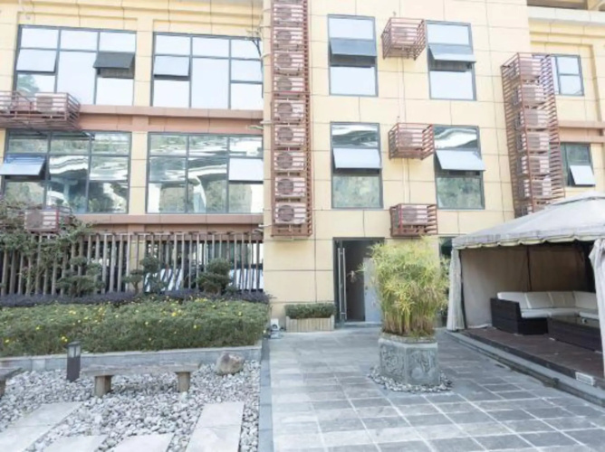 Pokhapa Hotel