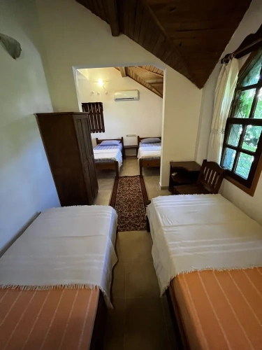 4 Bedrooms Standard Quadruple room