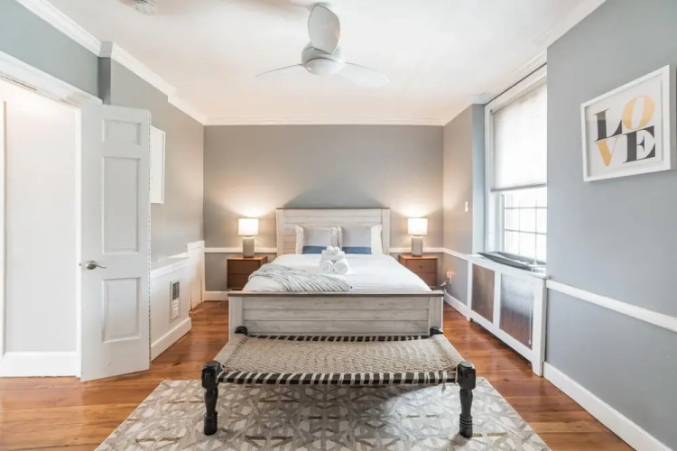 337 South 6th Street
