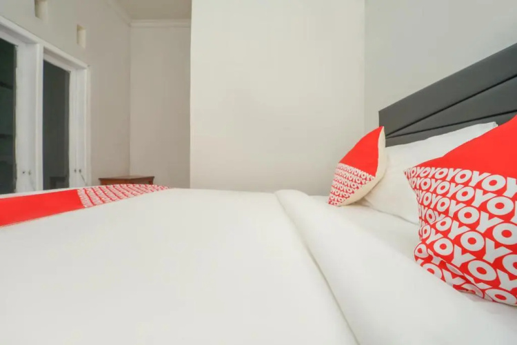 OYO 2937 Nindy Residence 2