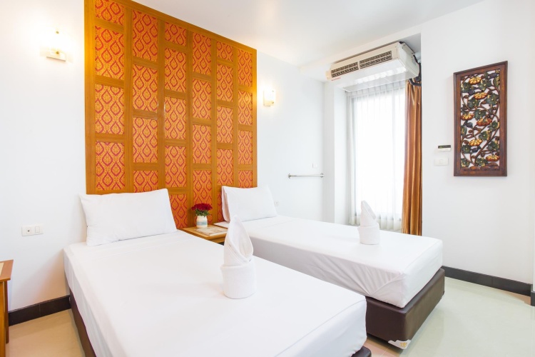Superior Twin room