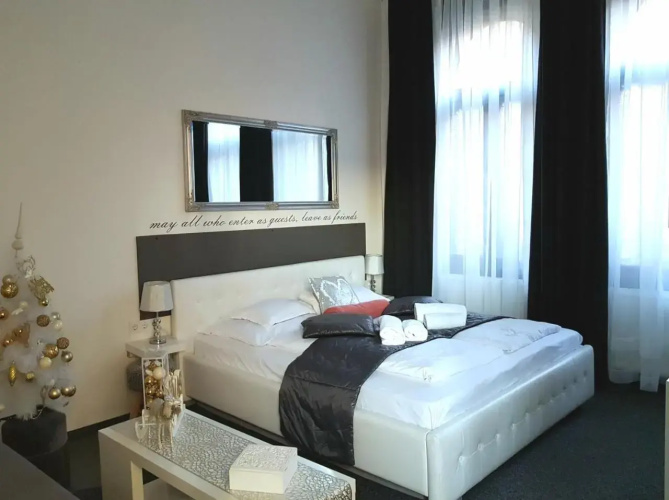 Modern flat in city center