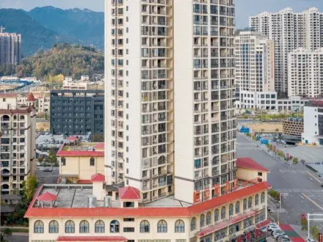 Baiyasi Hotel