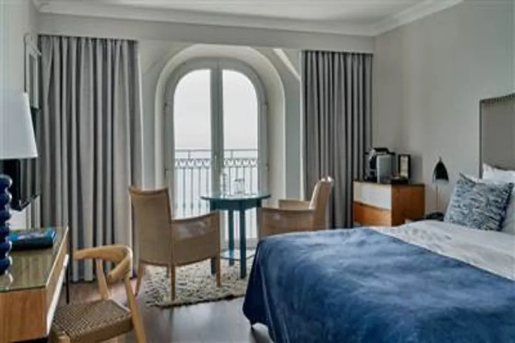 Bayview Hotel