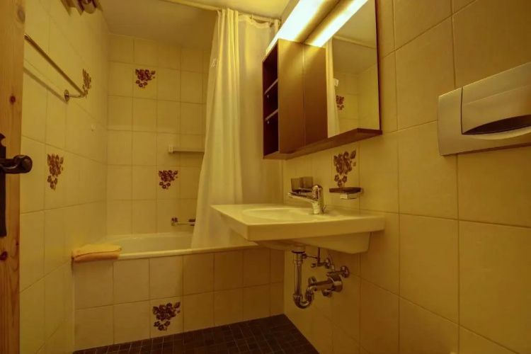 Chesa Munteratsch 2-Zimmerwohnung 105 Typ E
