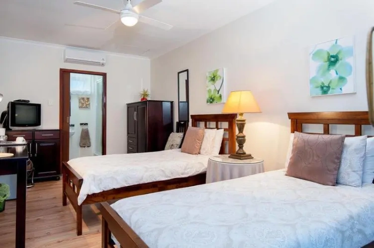 Classic Twin room