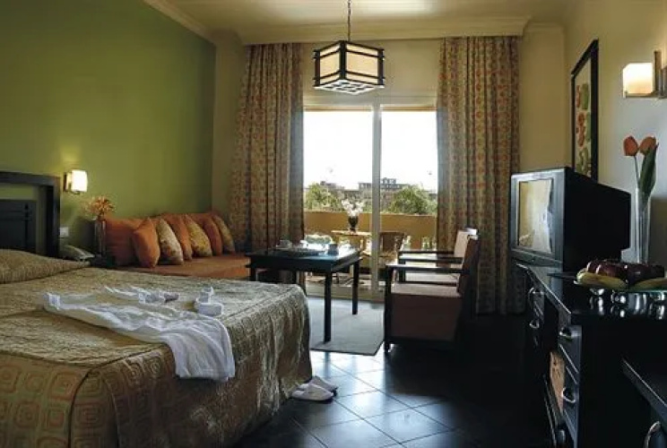 Grand Plaza Resort