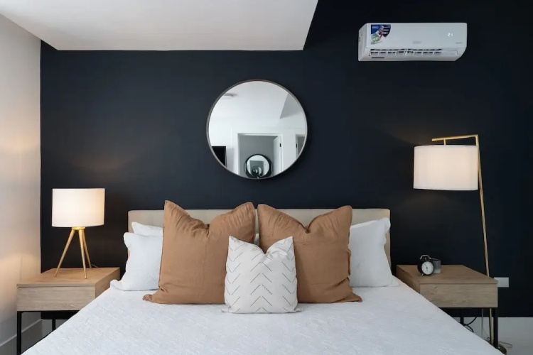 Shalom Residences By YellowKey