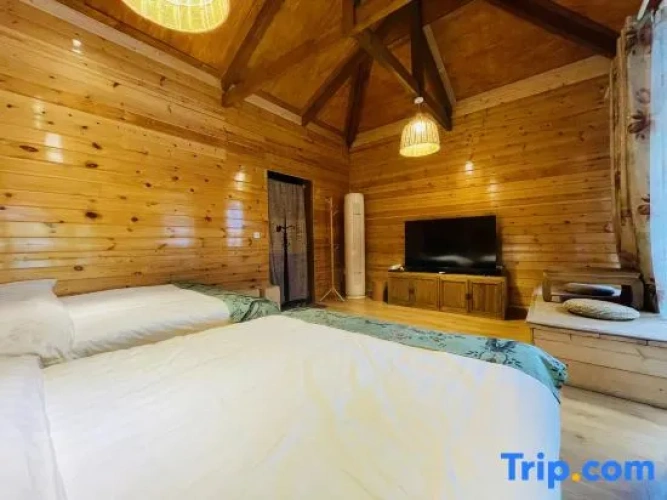Twin Cottage