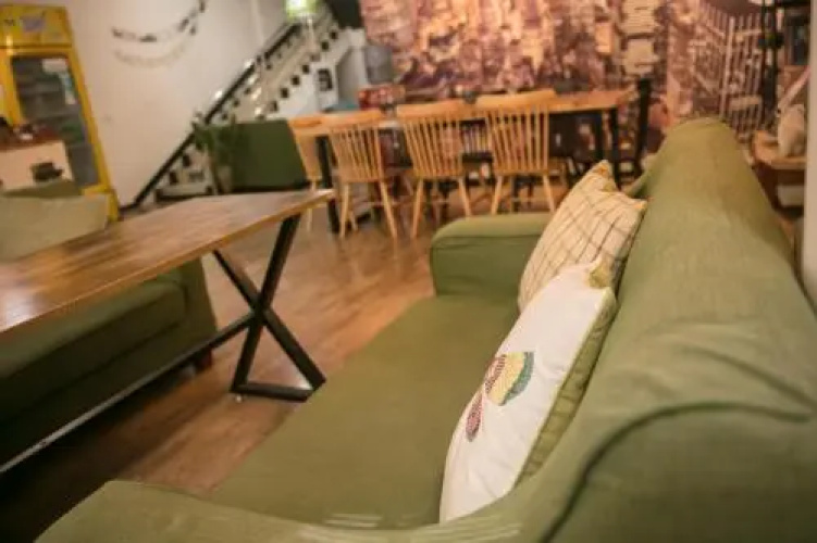 Me Hostel