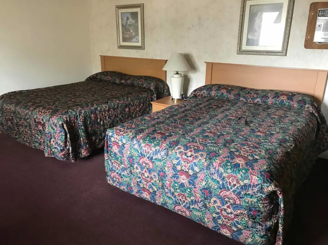 Paintbrush Motel